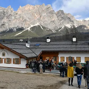 Farm stay Jaegerhaus Agriturismo, Cortina d'Ampezzo
